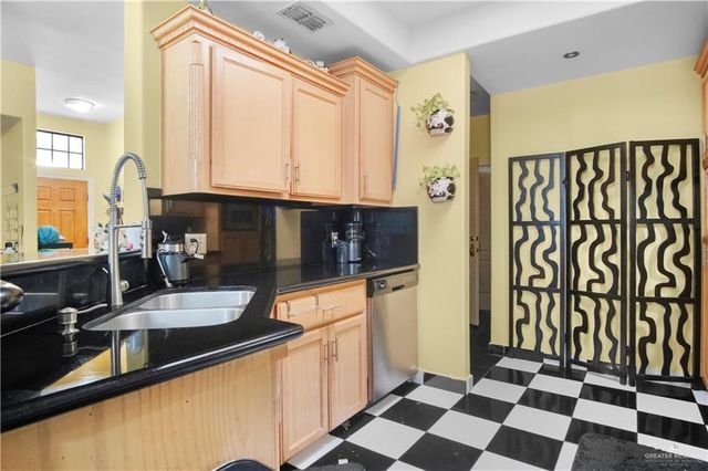 2416 S Hibiscus Street, Pharr, TX 78577