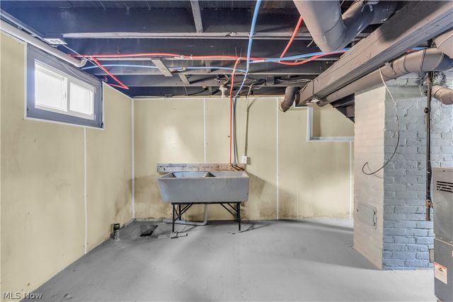 3363 W 136th Street, Cleveland, OH 44111
