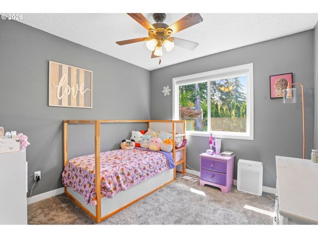 7748 BLINKHORN Way, Gladstone, OR 97027