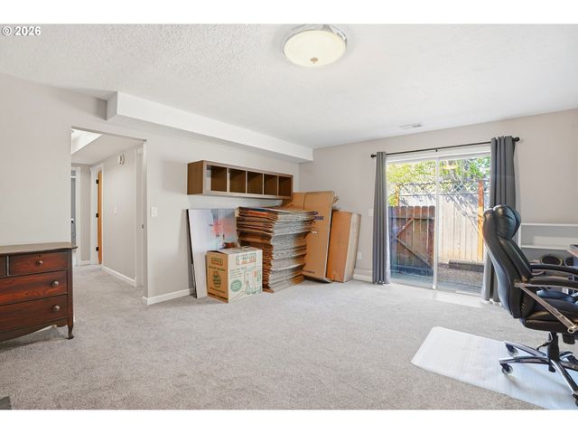 7748 BLINKHORN Way, Gladstone, OR 97027
