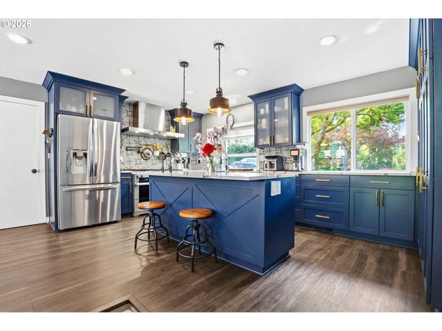 7748 BLINKHORN Way, Gladstone, OR 97027