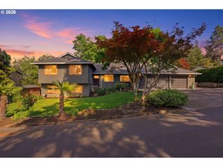 7748 BLINKHORN Way, Gladstone, OR 97027