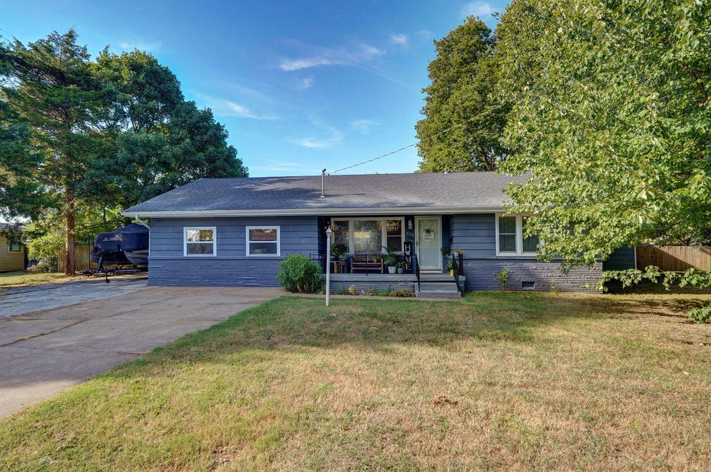 219 West Seminole Street, Springfield, MO 65807