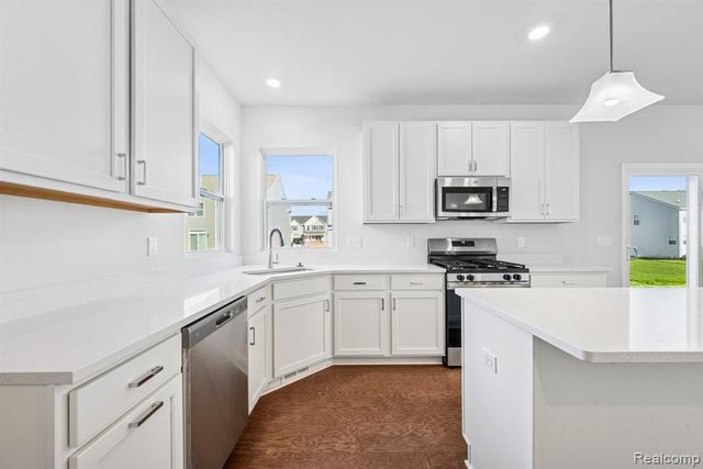 27146 Silo Drive, Saline, MI 48176