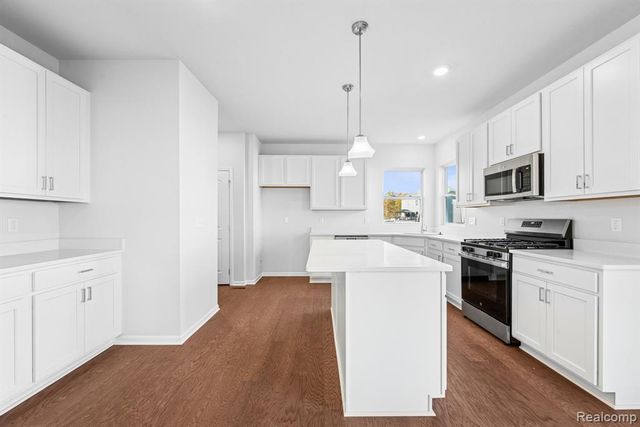 27146 Silo Drive, Saline, MI 48176