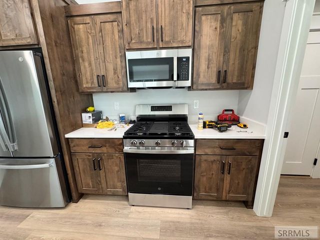 383 Wind River Drive, Shelley, ID 83274