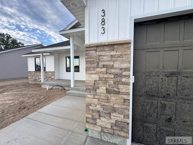 383 Wind River Drive, Shelley, ID 83274