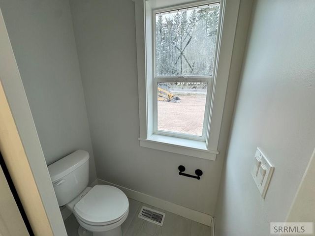 383 Wind River Drive, Shelley, ID 83274