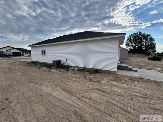 383 Wind River Drive, Shelley, ID 83274