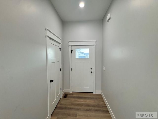 383 Wind River Drive, Shelley, ID 83274