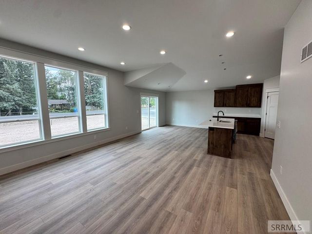 383 Wind River Drive, Shelley, ID 83274