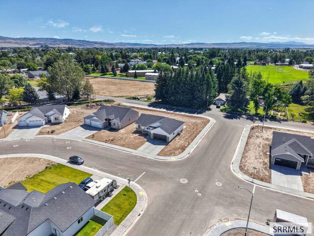 383 Wind River Drive, Shelley, ID 83274