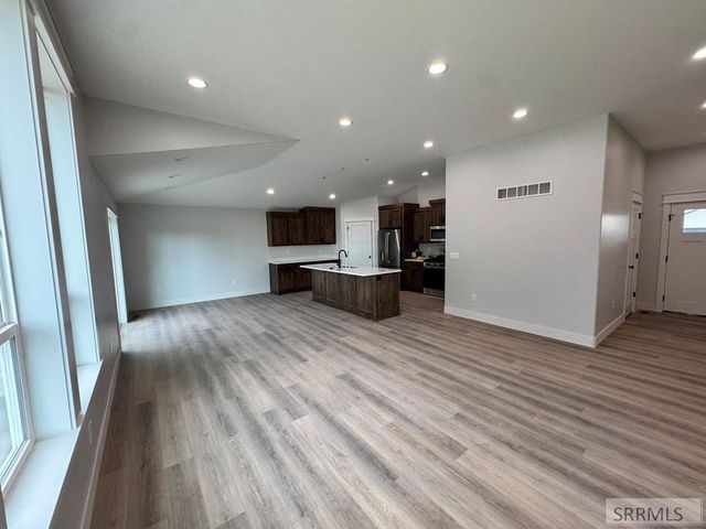383 Wind River Drive, Shelley, ID 83274