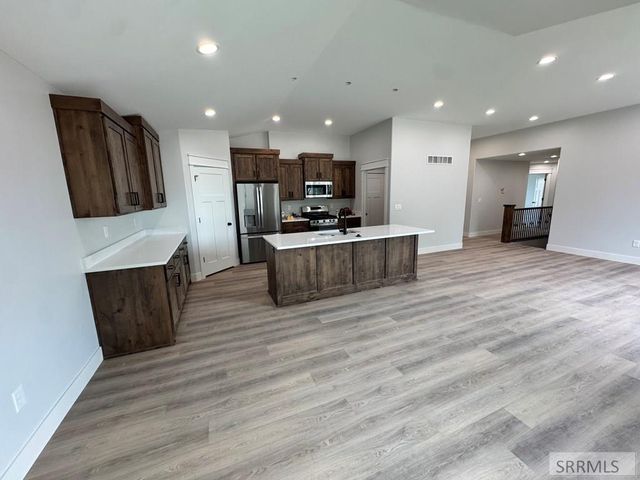 383 Wind River Drive, Shelley, ID 83274