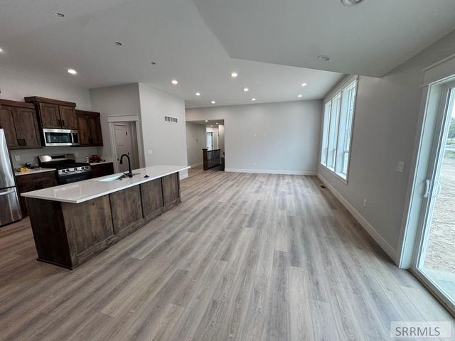 383 Wind River Drive, Shelley, ID 83274