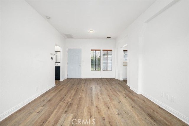 12101 Freeman, Hawthorne, CA 90250