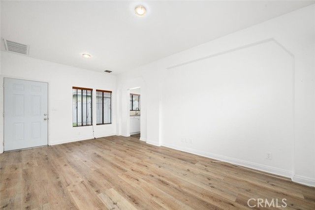 12101 Freeman, Hawthorne, CA 90250