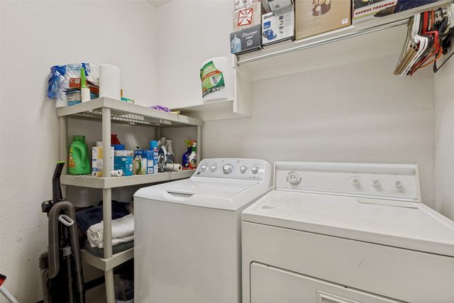 9806 Chasefield Drive, Rowlett, TX 75087