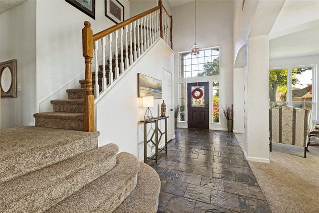 9806 Chasefield Drive, Rowlett, TX 75087