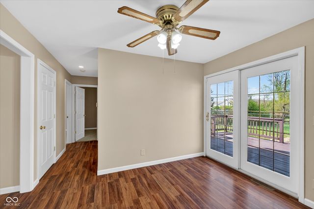 2430 Westline Drive, Columbus, IN 47203