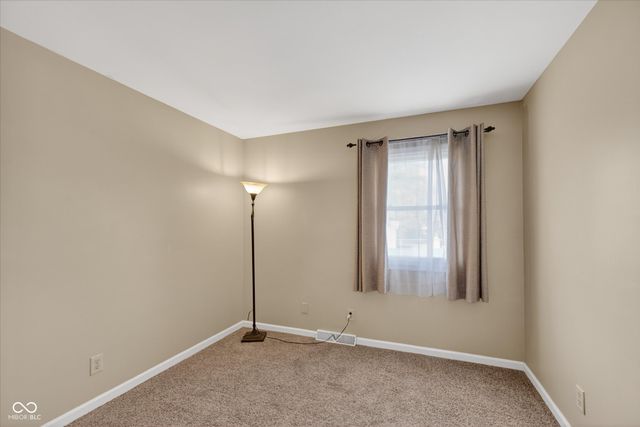 2430 Westline Drive, Columbus, IN 47203