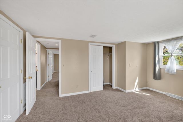 2430 Westline Drive, Columbus, IN 47203