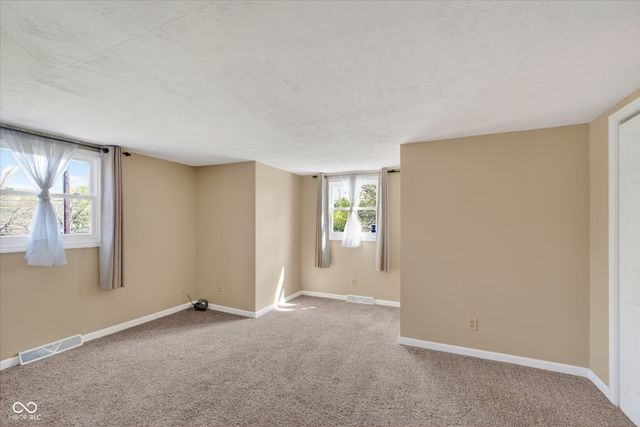 2430 Westline Drive, Columbus, IN 47203