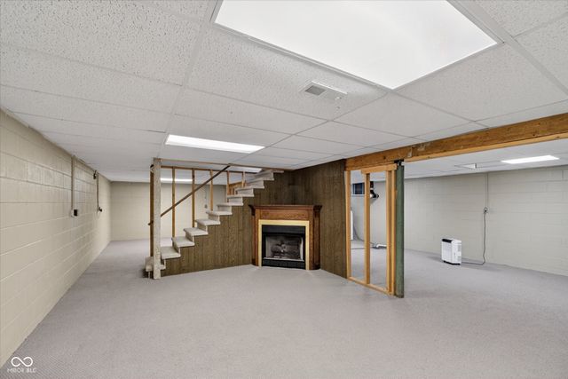 2430 Westline Drive, Columbus, IN 47203