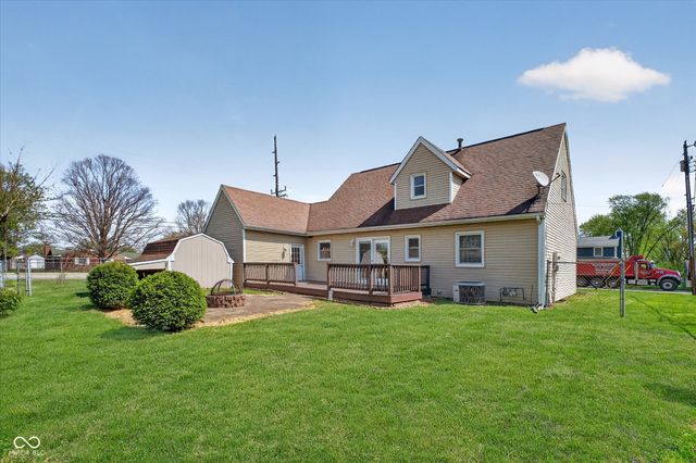 2430 Westline Drive, Columbus, IN 47203