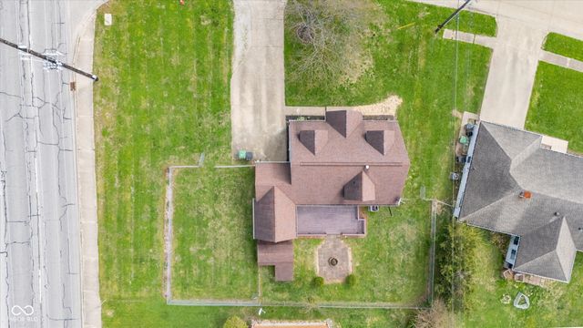 2430 Westline Drive, Columbus, IN 47203