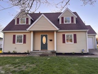 2430 Westline Drive, Columbus, IN 47203