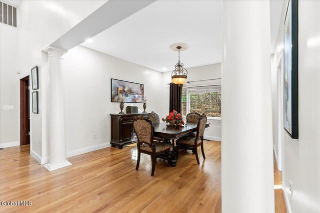 30 Stone Arabia Drive, Troy, NY 12180