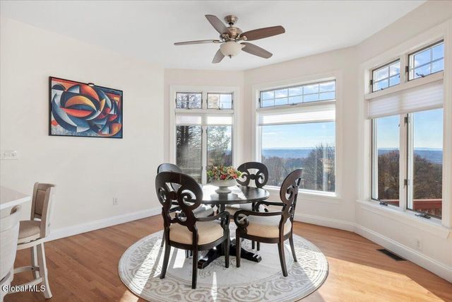 30 Stone Arabia Drive, Troy, NY 12180