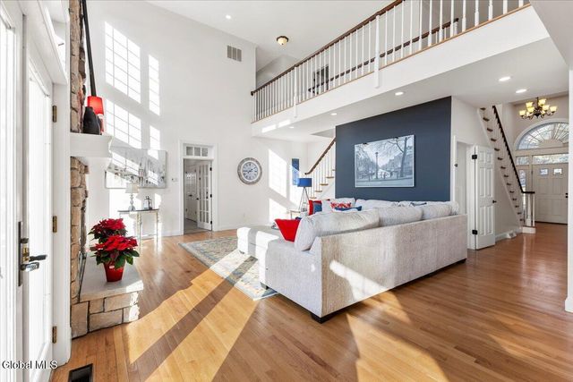 30 Stone Arabia Drive, Troy, NY 12180