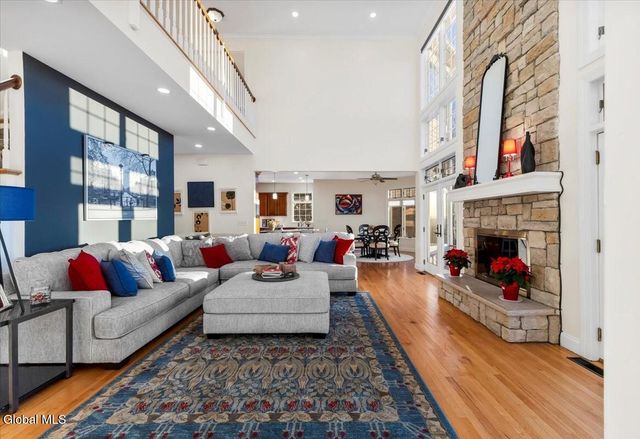 30 Stone Arabia Drive, Troy, NY 12180