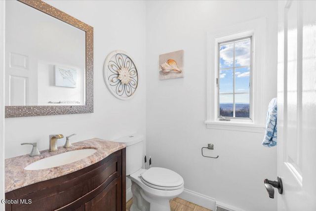 30 Stone Arabia Drive, Troy, NY 12180