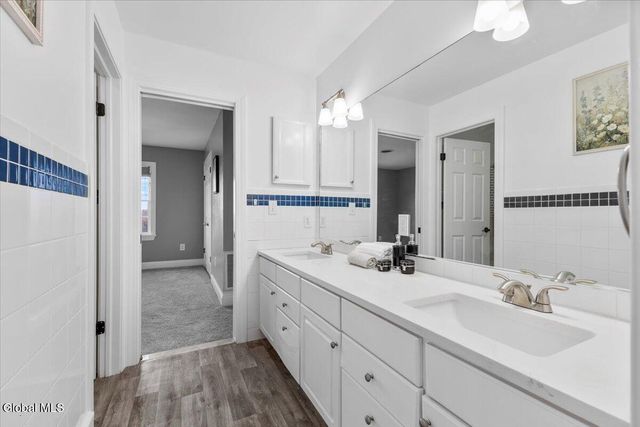 30 Stone Arabia Drive, Troy, NY 12180