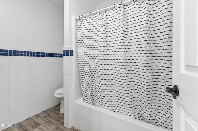 30 Stone Arabia Drive, Troy, NY 12180