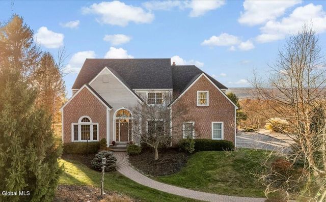 30 Stone Arabia Drive, Troy, NY 12180