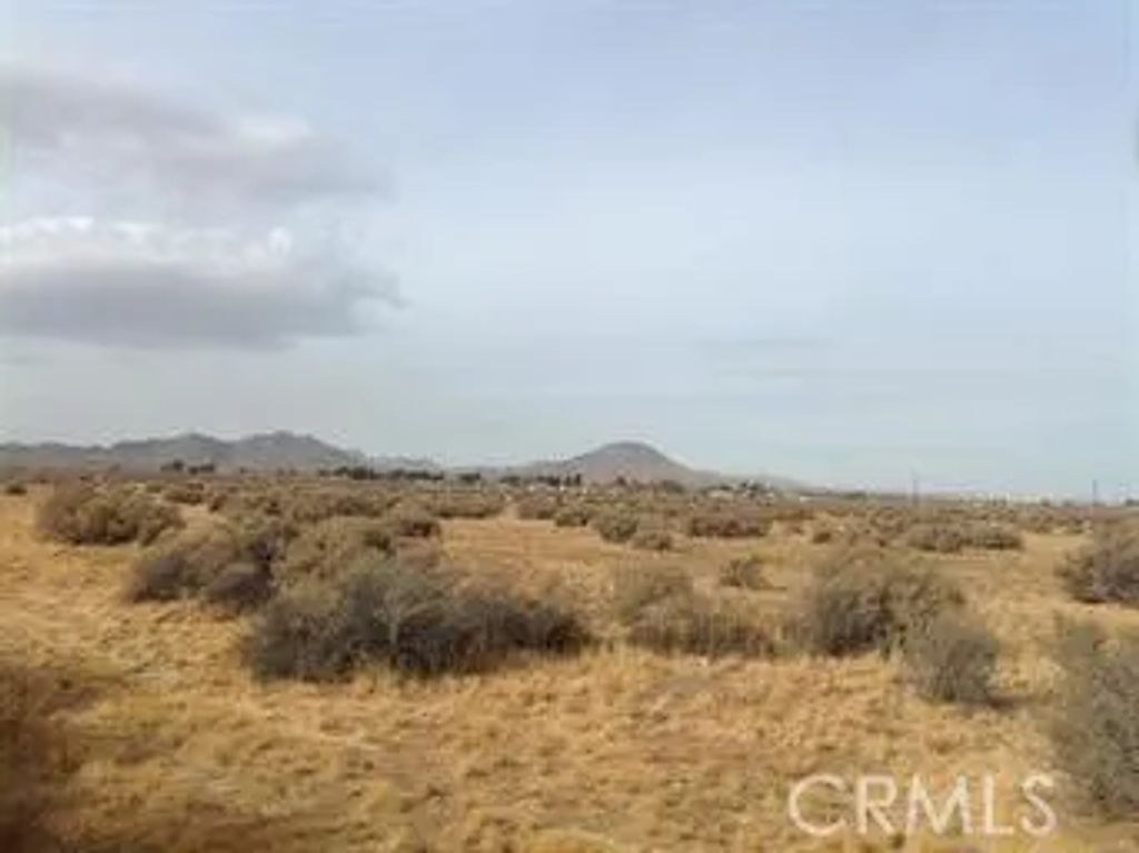 0 THUNDERBIRD, Apple Valley, CA 92307