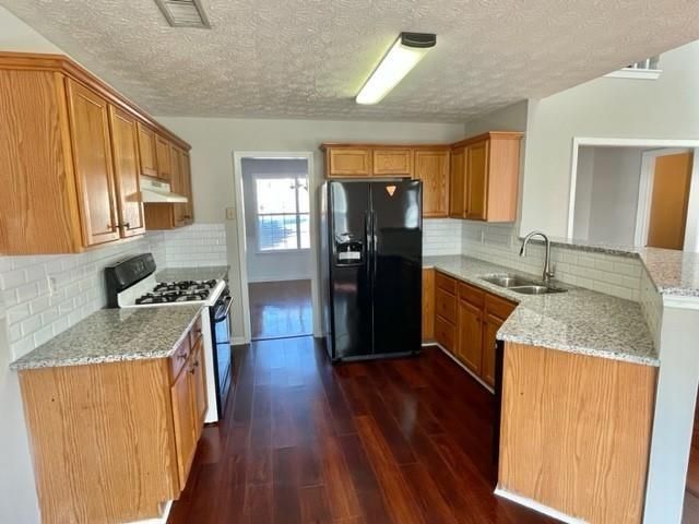 8043 Clearview Circle, Riverdale, GA 30296