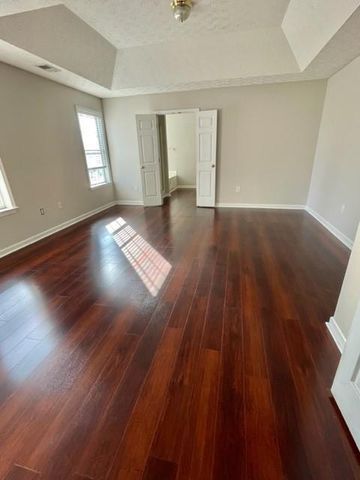 8043 Clearview Circle, Riverdale, GA 30296