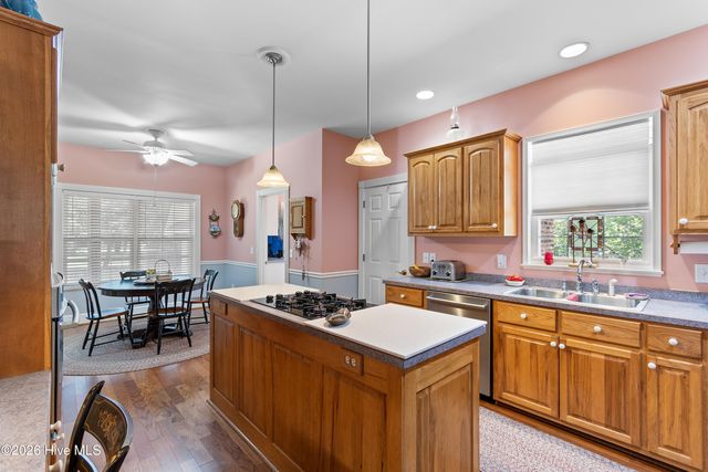 1008 Newton Drive SE, Southport, NC 28461
