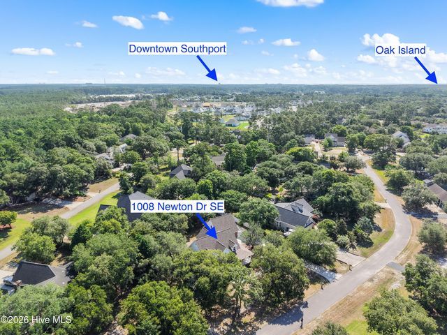 1008 Newton Drive SE, Southport, NC 28461