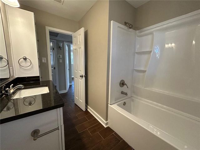 4010 Sunnyvale S Lane, Mobile, AL 36609