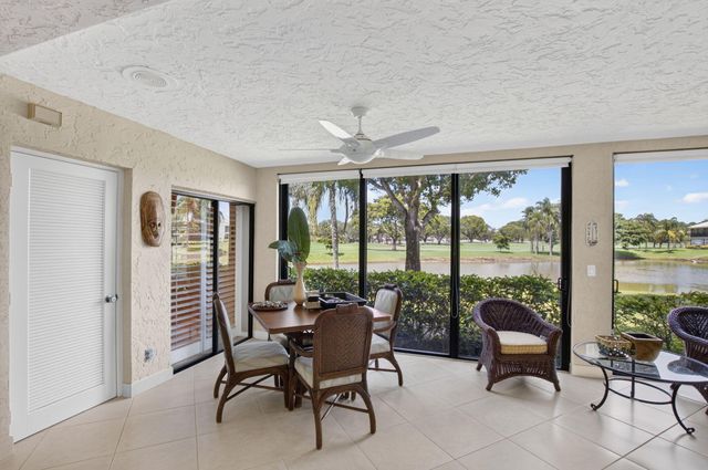 4 Eastgate Drive C, Boynton Beach, FL 33436