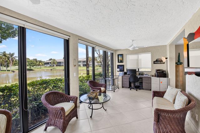 4 Eastgate Drive C, Boynton Beach, FL 33436