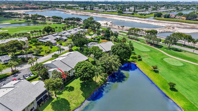 4 Eastgate Drive C, Boynton Beach, FL 33436