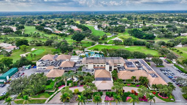 4 Eastgate Drive C, Boynton Beach, FL 33436