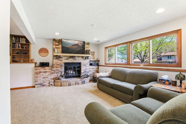 17701 Jaguar Path, Lakeville, MN 55044